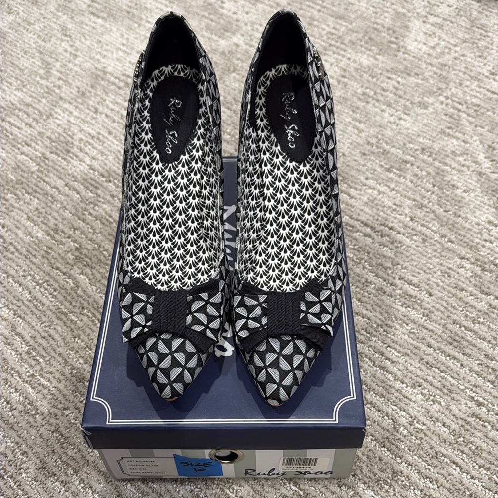 Ruby Shoo Jenna Black and White Geometric Heels Size 10 / 41 BNIB